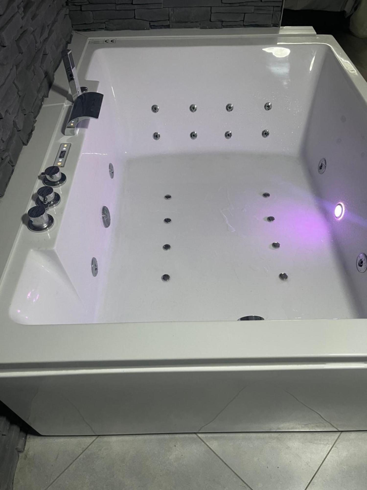 Lejlighed Jungle Romantic - Private Jacuzzi - *